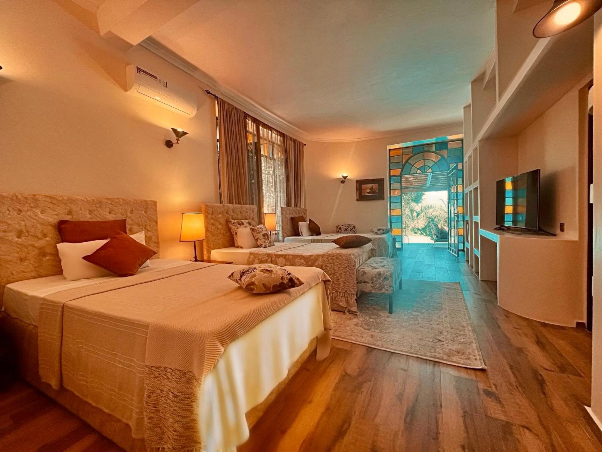 Pink Flamingo Boutique Hotel Moshi Kültér fotó